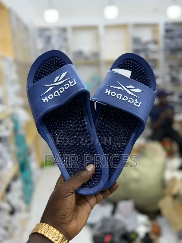 Reebok Classic Unisex Massage Sandals - 1