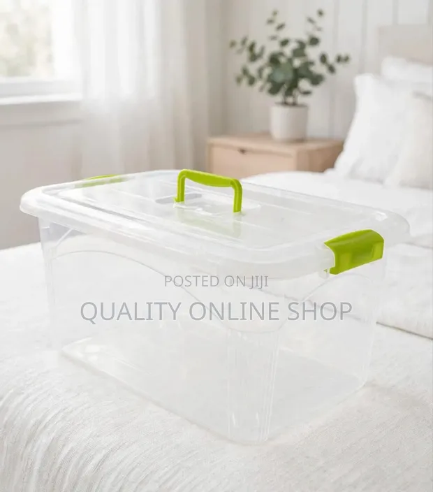 Transparent Storage Box with Lock and Handle - 1