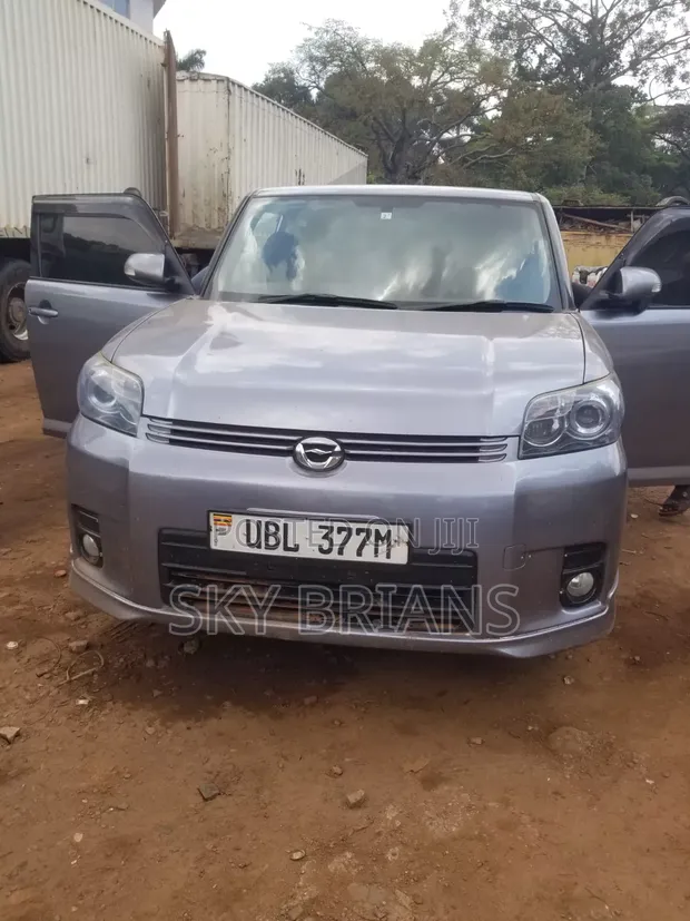 Toyota Corolla Rumion Hatchback 1.8 AWD 2008 Gray - 1
