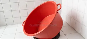 Large Plastic Basin with Handle
