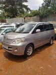 Toyota Noah 2005 Silver - 1