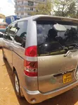 Toyota Noah 2005 Silver - 2
