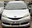 Toyota Wish 2012 Silver - 2