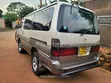 Toyota HiAce 2001 Beige - 4