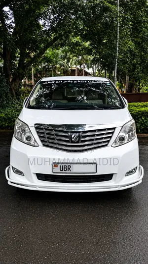 Toyota Alphard 8-Seater Van for Hire
