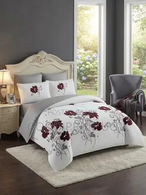 Elegant Floral Print Bedding Set - Maroon & Grey