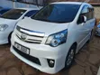 Toyota Noah 2012 White - 2