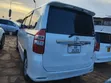 Toyota Noah 2012 White - 4