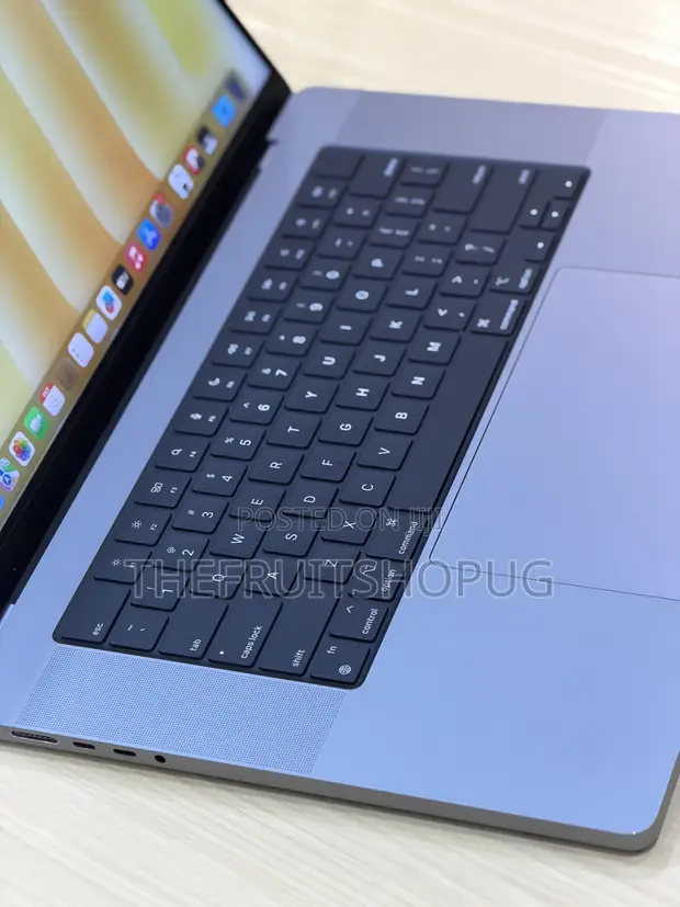 Apple MacBook Pro 2023 M2 Pro 16" 32GB RAM 512GB SSD - 1