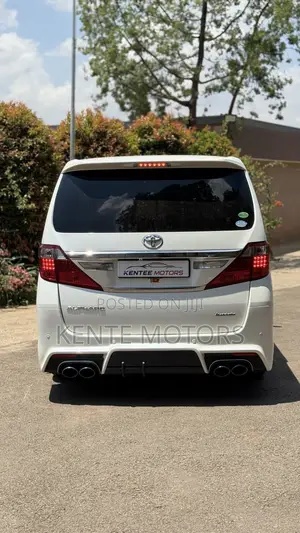 Toyota Alphard 2.4 Hybrid AWD 2014 White