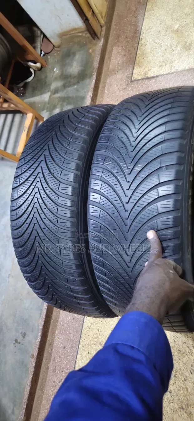225/55R18 Kumho Foreign Used Tires - 1