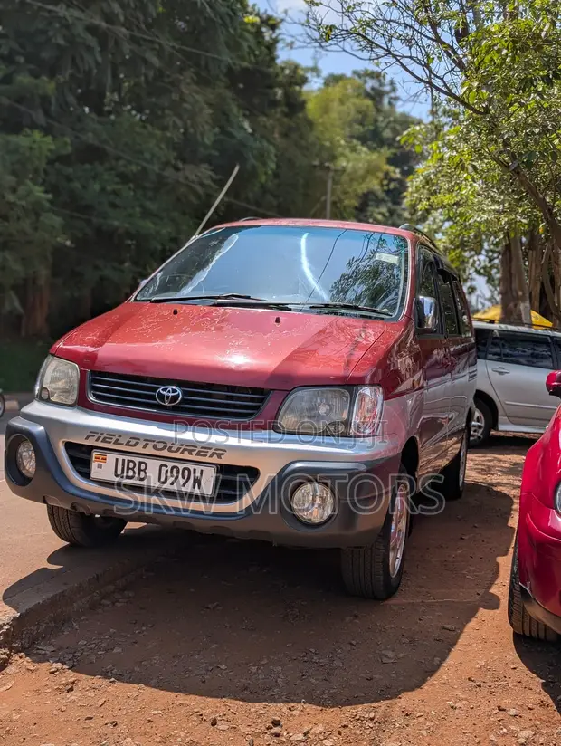 Toyota Noah 2001 Red - 1