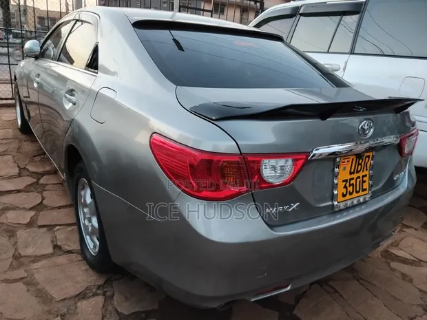 Toyota Mark X 2011 Gray - 1