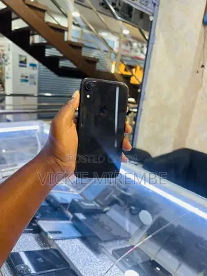 Apple iPhone XR 64GB Black