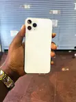 Apple iPhone 11 Pro 64GB White - 1