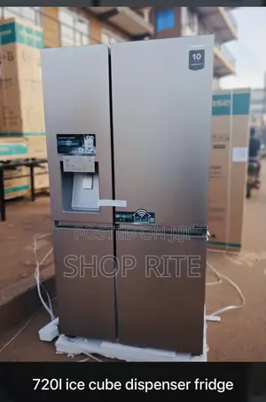 Hisense 720L Side-by-Side Refrigerator with Ice Dispenser