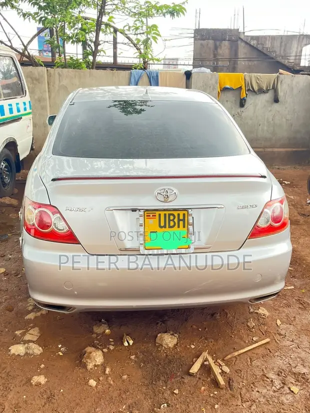 Toyota Mark X 2.5 AWD 2008 Silver - 1