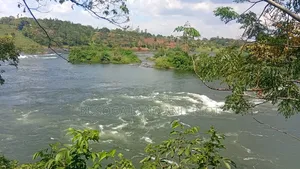 3 Acres on River Nile with Cottage & Borehole, Njeru