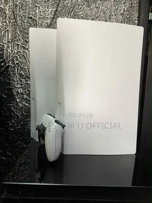 PlayStation 5 Console - Standard Disc & Digital Edition