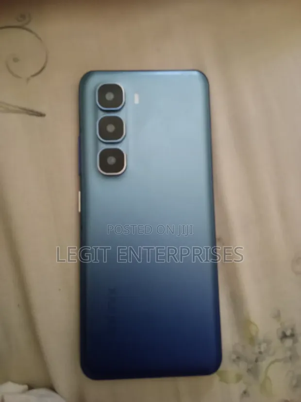 Infinix Hot 60 Pro+ 256GB Blue - 1
