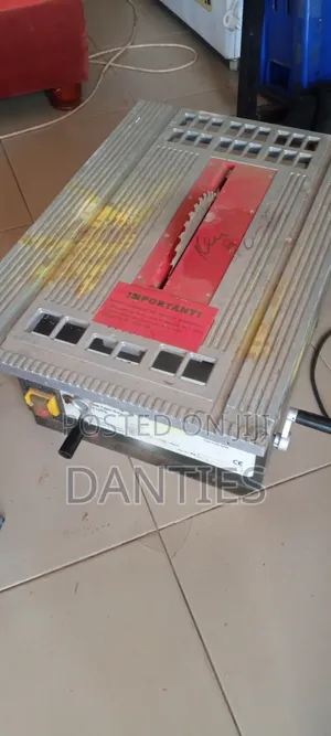 Used Table Saw for Wood Cutting
