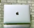 Apple MacBook Air 13-inch (2019) - Core i5, 8GB RAM, 128GB SSD - 1