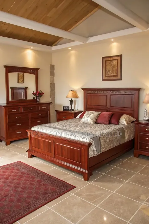 Bedroom Package: Bed, Mirrors & Drawers - 1