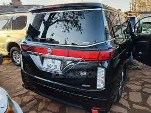 Nissan Elgrand 2012 Black