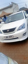 Toyota Harrier 2009 White - 2