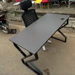 Office Desk / Steel Frame Desk with Wooden Tabletop