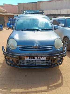 Toyota Sienta 2007 Gray