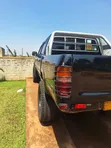 Toyota Hilux 1997 Black - 3