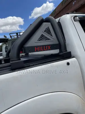 Premium Short Rollbar for Toyota Hilux