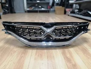 Grilles for Toyota Mark X (2014)