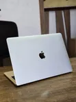 Apple MacBook Pro 2017 13" Core i5, 8GB RAM, 256GB SSD - 1