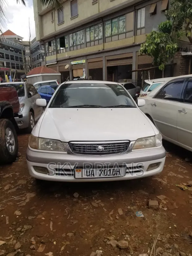 Toyota Premio 1.8 AWD 2001 White - 1