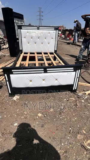 Modern Art Bed Frame - Black