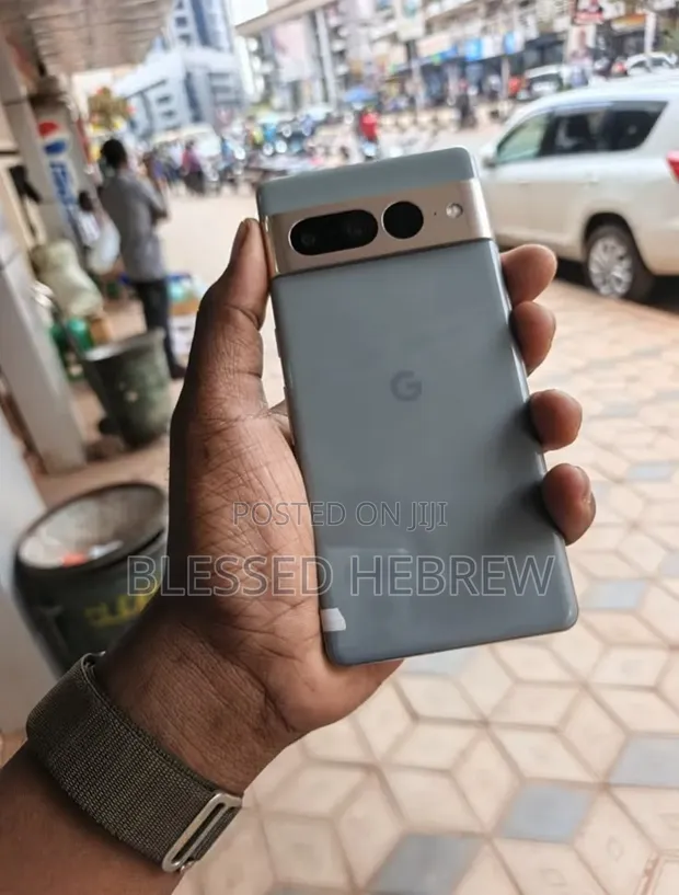 Google Pixel 7 Pro 128GB Black - 1