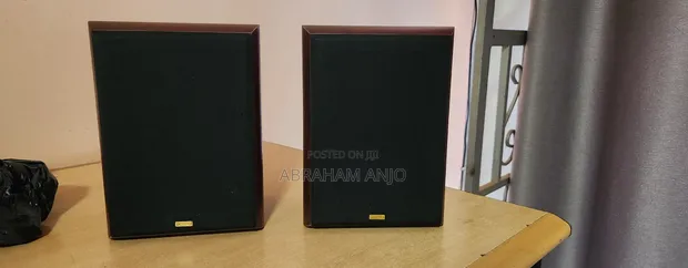 Jamo Bookshelf Speakers - 1