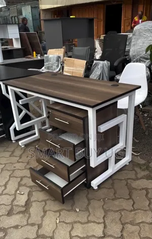 Wooden Office Desk / Study Table / Computer Desk