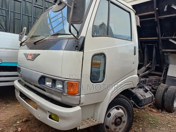 Hino Ranger Tipper Truck - 1
