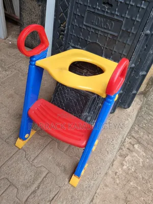 Kids Folding Step Stool - Brand New