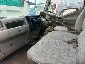 Hino Double Cabin Truck - 2005