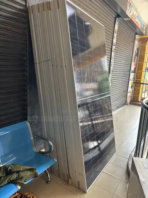 Grade A 590W Monocrystalline Solar Panels