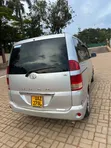 Toyota Noah 2006 Silver - 3