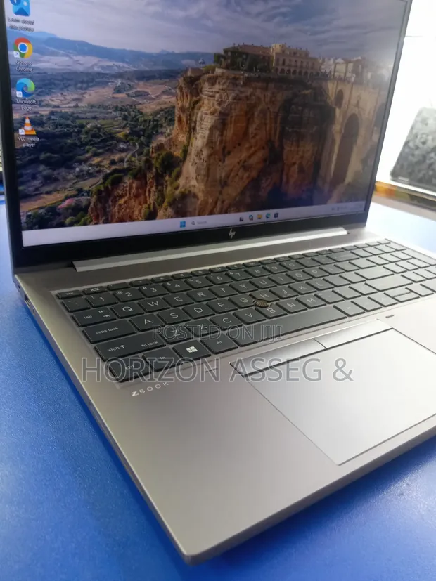 HP ZBook Firefly G8 Laptop - Intel Core i7, 16GB RAM, 512GB SSD - 1