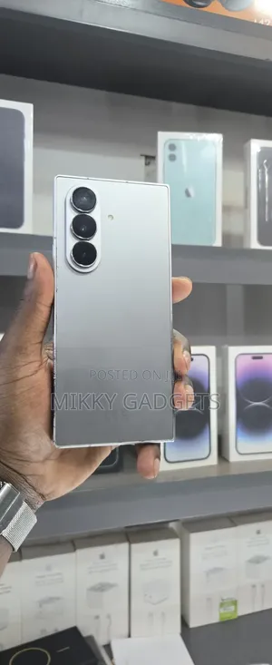 Samsung Galaxy Z Fold7 512GB Silver