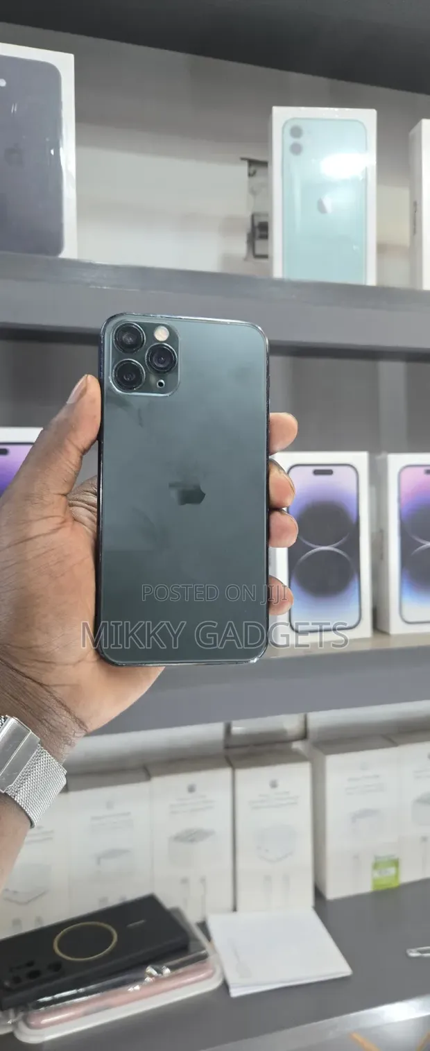 Apple iPhone 11 Pro 64GB Green - 1