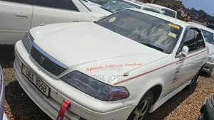 Toyota Mark II 2002 White