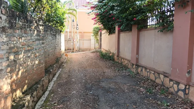 Private Mailo Land for Sale in Namugongo Mbalwa - 1